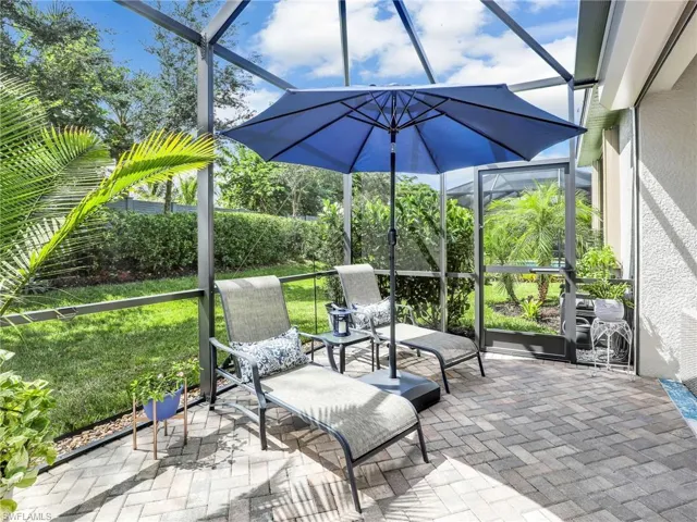 Enjoy relaxing in the SUN