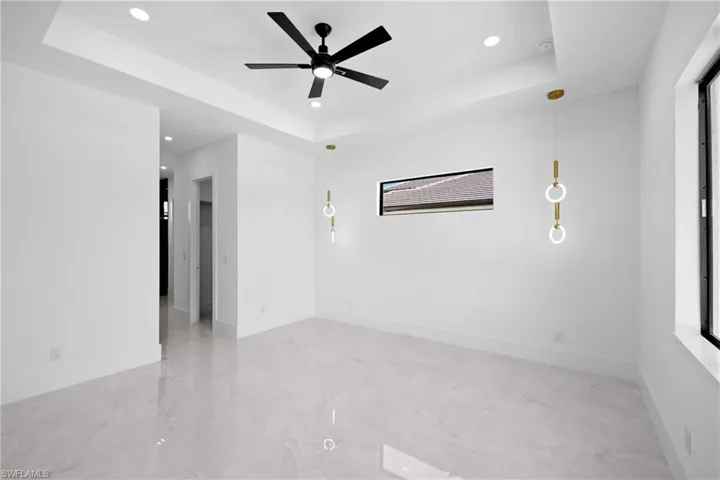 2318 SW 16th TER, CAPE CORAL FL 33991
