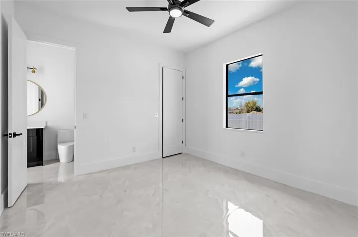 2318 SW 16th TER, CAPE CORAL FL 33991