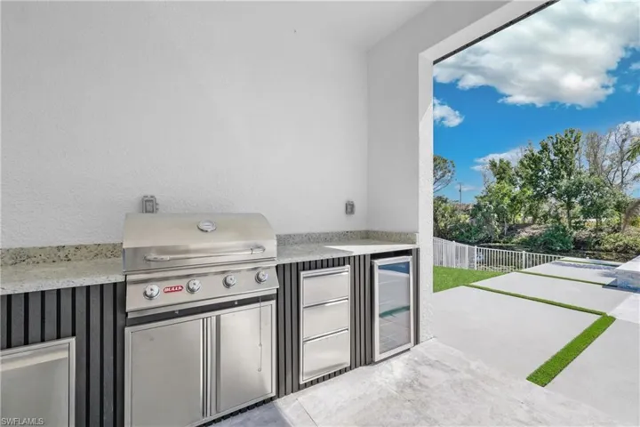 2318 SW 16th TER, CAPE CORAL FL 33991