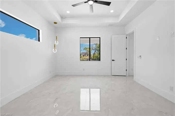 2318 SW 16th TER, CAPE CORAL FL 33991
