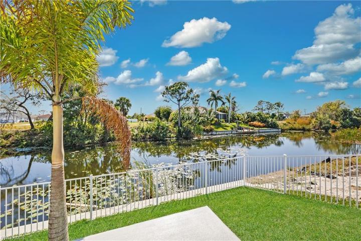 2318 SW 16th TER, CAPE CORAL FL 33991