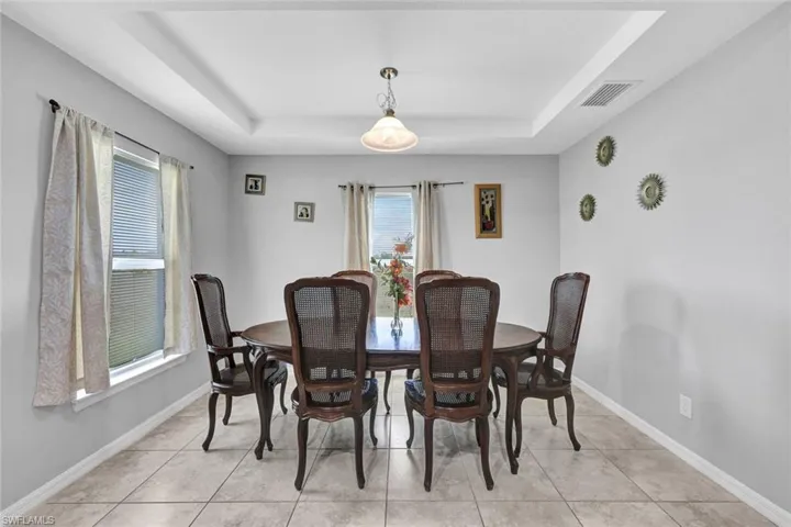 927  Manresa S AVE, Lehigh Acres, FL 33974
