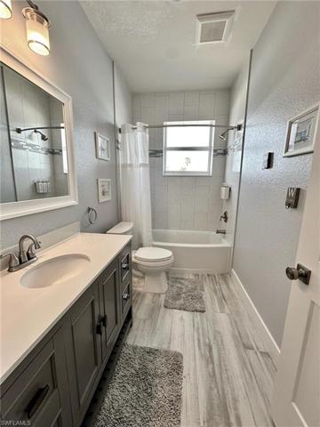 3538  Rita  LN, ST. JAMES CITY, FL 33956