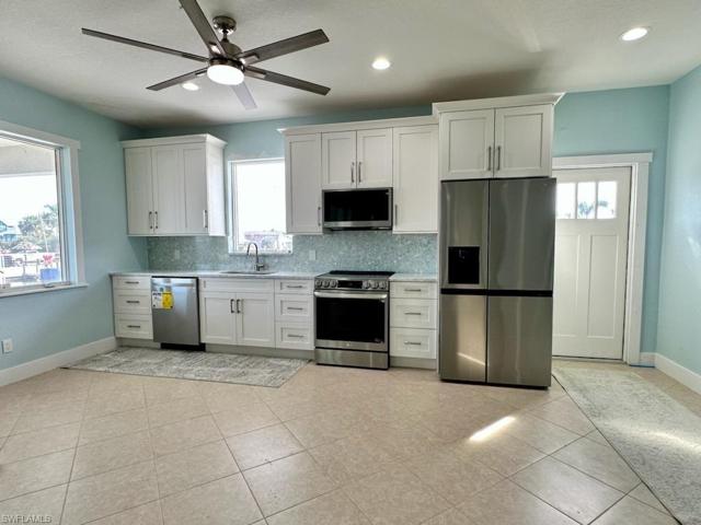 3538  Rita  LN, ST. JAMES CITY, FL 33956