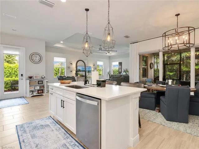 8958 Saint Lucia Dr, Naples, Florida 34114