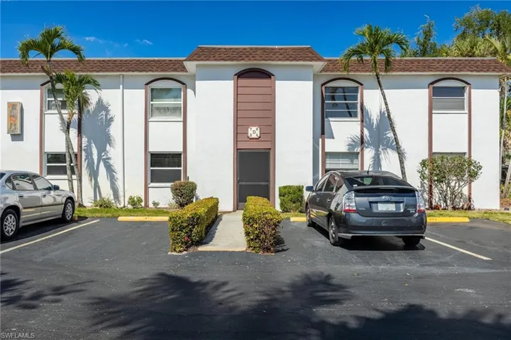 2828  Jackson  ST, Fort Myers, FL 33901