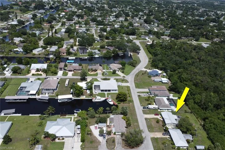 12207 De Moya Dr, Fort Myers, Florida 33905