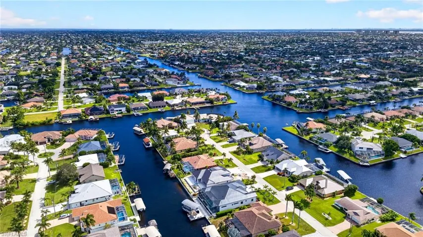 2819 Sw 40th St, Cape Coral, Florida 33914