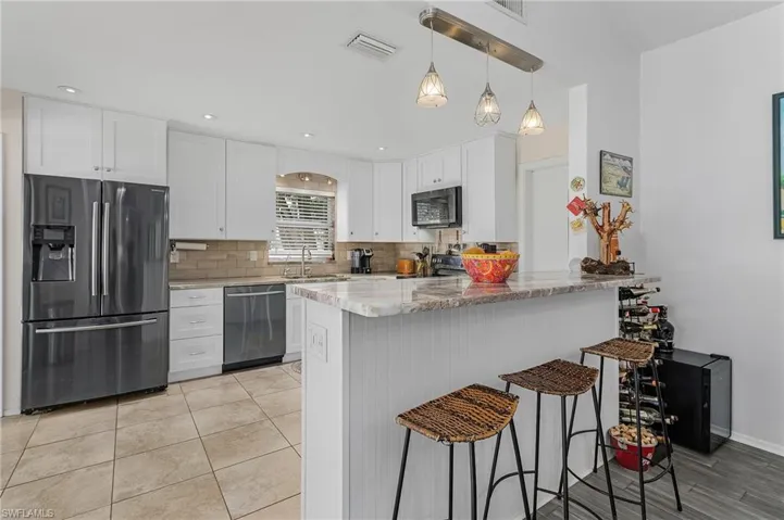 511 Sw 9th Ct, Cape Coral Fl 33991