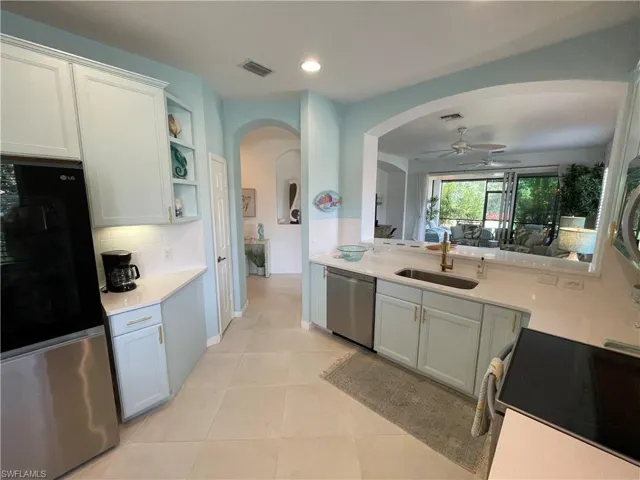 10640  Camarelle  CIR, Fort Myers, FL 33913
