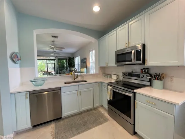 10640  Camarelle  CIR, Fort Myers, FL 33913