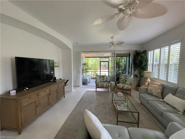 10640  Camarelle  CIR, Fort Myers, FL 33913