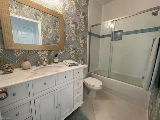 10640  Camarelle  CIR, Fort Myers, FL 33913