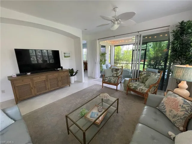 10640  Camarelle  CIR, Fort Myers, FL 33913