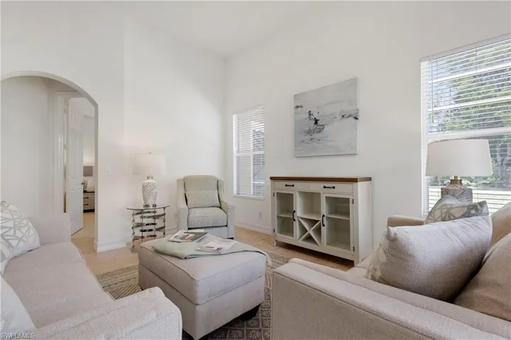 14516 Sterling Oaks Dr, Naples Fl 34110