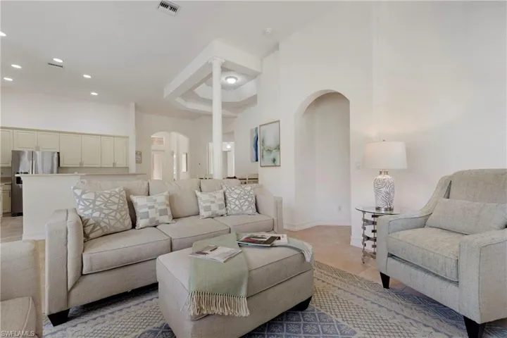 14516 Sterling Oaks Dr, Naples Fl 34110