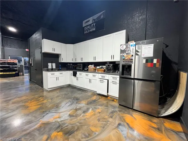 2528  Andalusia  BLVD, Cape Coral, FL 33909