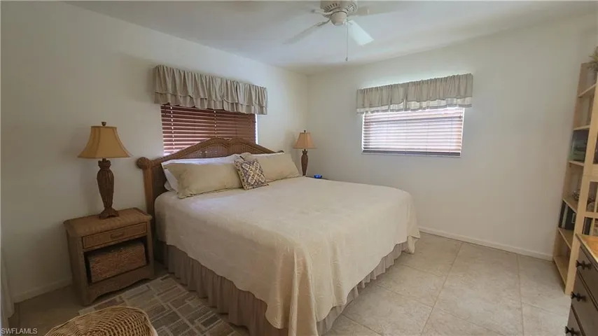 Bedroom with ceiling fan