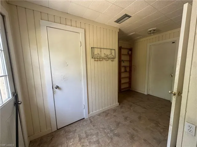 4756  Skates  CIR, Fort Myers, FL 33905