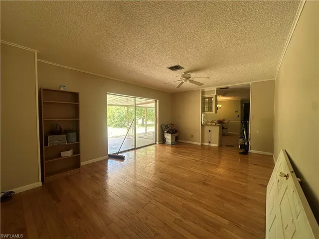 4756  Skates  CIR, Fort Myers, FL 33905