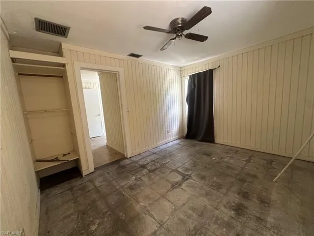 4756  Skates  CIR, Fort Myers, FL 33905