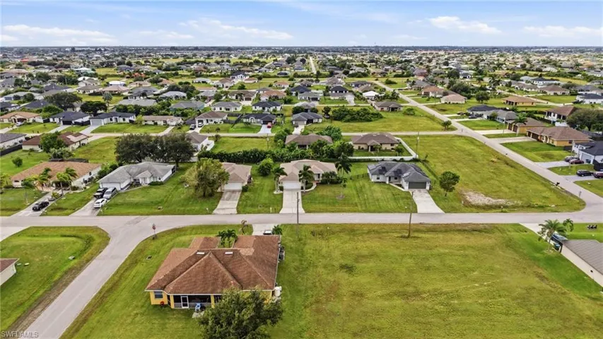 1138 Nw 15th Ter, Cape Coral, Florida 33993