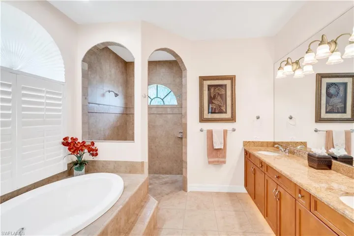 9928 Treasure Cay Ln, Bonita Springs Fl 34135
