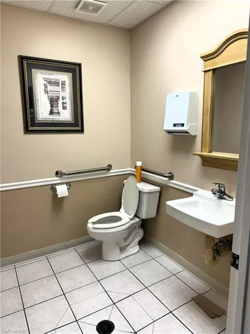 12840  Tamiami N TRL, Naples, FL 34110