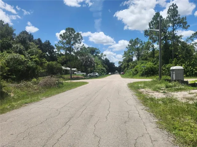 1900 Robert Ave, Lehigh Acres, Florida 33972