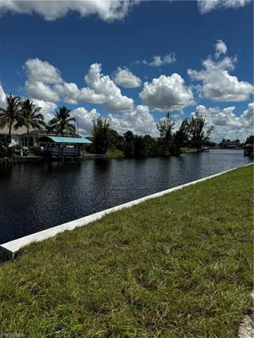 2335 Nw 35th Ave, Cape Coral Fl 33993