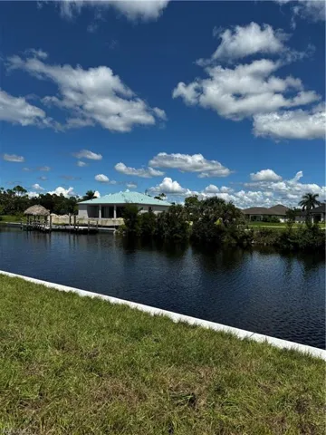 2335 Nw 35th Ave, Cape Coral Fl 33993