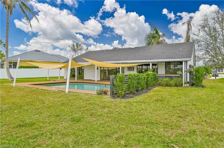 1026 SW 18th TER, CAPE CORAL FL 33991