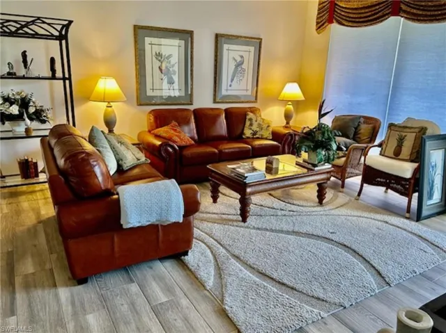 8225  Danbury E BLVD, Naples, FL 34120