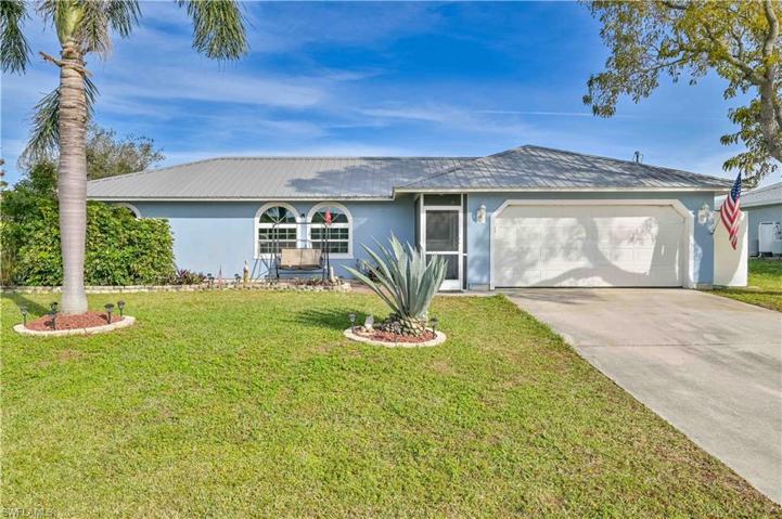 1307 NE 9th PL, CAPE CORAL FL 33909