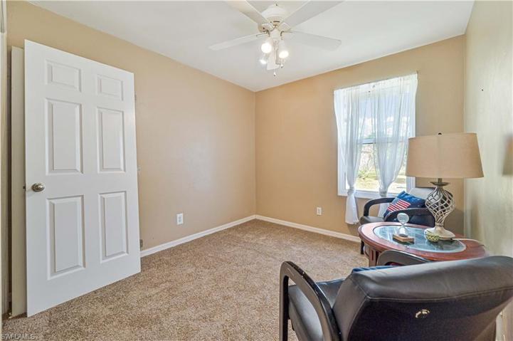 1307 NE 9th PL, CAPE CORAL FL 33909