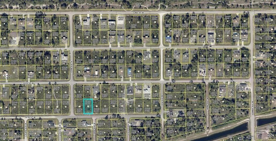 2916  29th W ST, LEHIGH ACRES, FL 33971