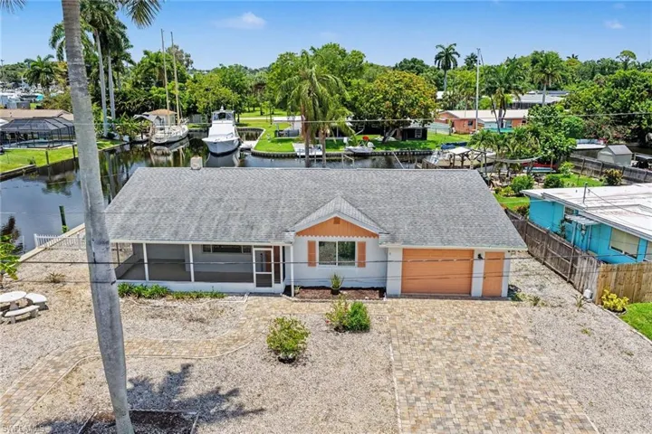 20 Estate Dr, North Fort Myers, Florida 33917