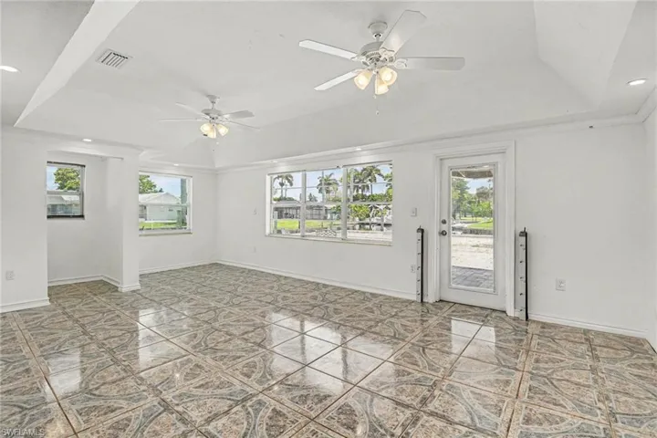 20 Estate Dr, North Fort Myers, Florida 33917