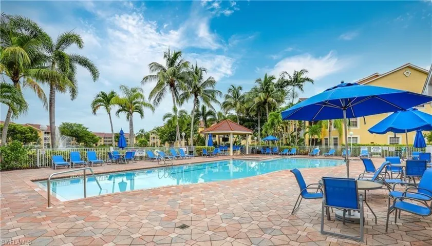 4635  Saint Croix  LN, Naples, FL 34109