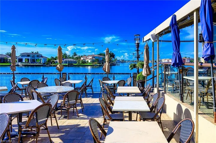 Venetian Village shops and restaurants on Venetian Bay