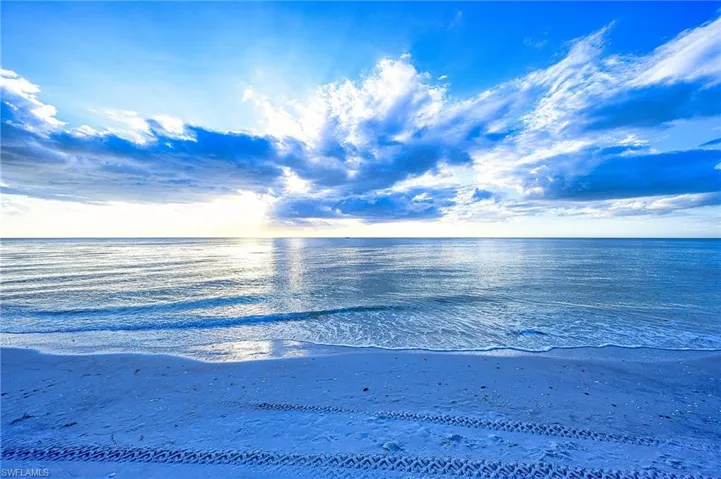 Beautiful Park Shore beach walking distance from the home in The Villas of Park Shore
