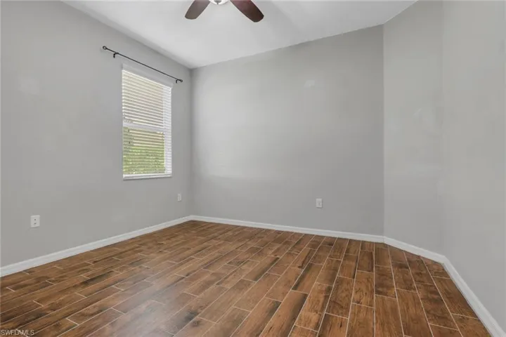 2118  Satsuma  LN, Naples, FL 34120