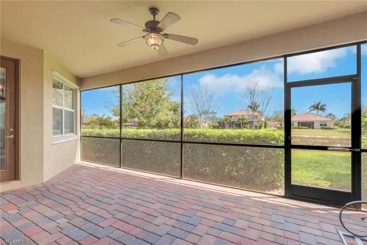 2118  Satsuma  LN, Naples, FL 34120