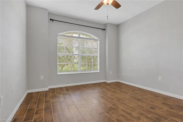 2118  Satsuma  LN, Naples, FL 34120
