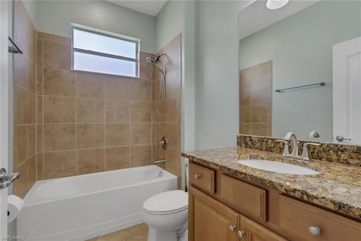 2118  Satsuma  LN, Naples, FL 34120