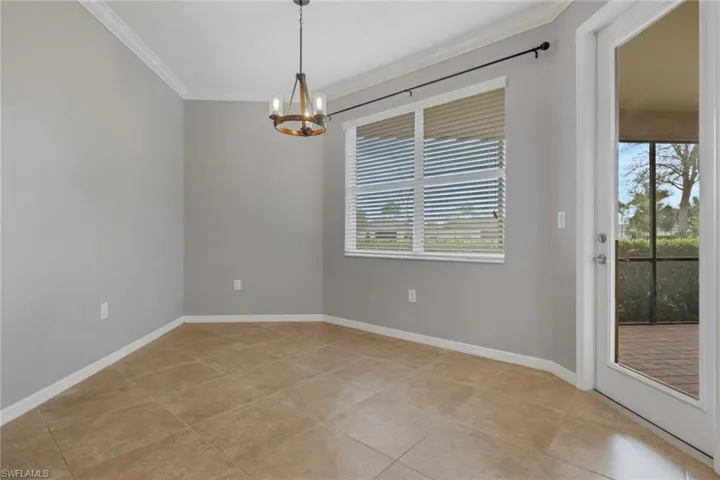 2118  Satsuma  LN, Naples, FL 34120