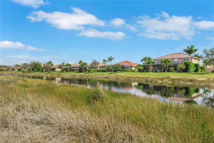 2118  Satsuma  LN, Naples, FL 34120