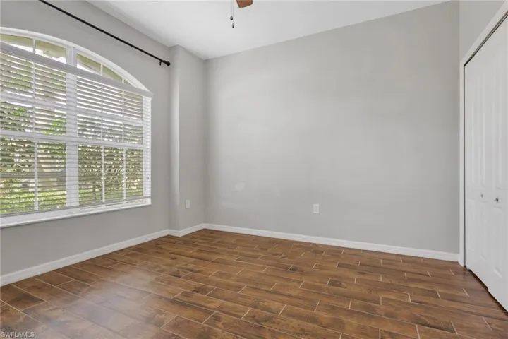 2118  Satsuma  LN, Naples, FL 34120