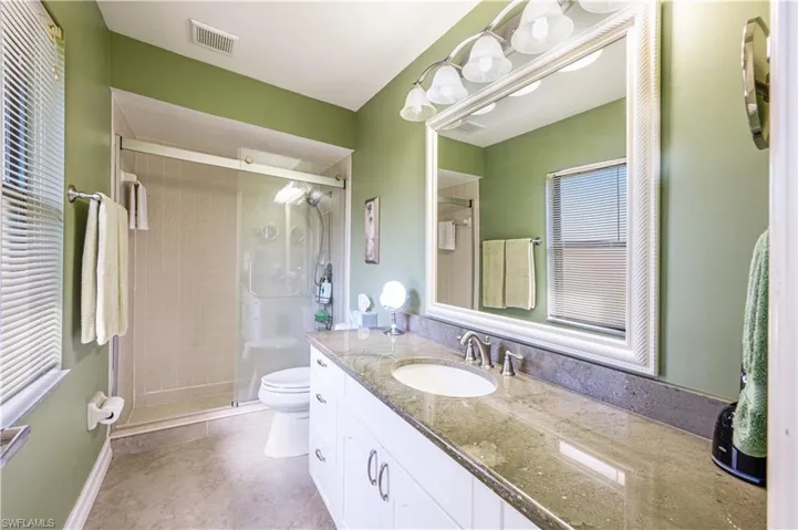 2036  Pine Isle  LN, Naples, FL 34112
